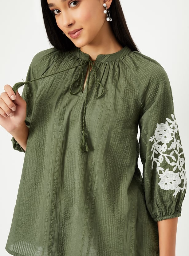 Women Embroidered Tunic -Green